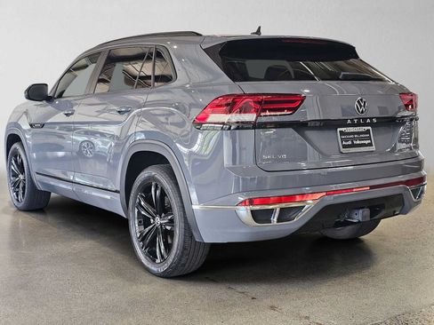Used 2023 Volkswagen Atlas Cross Sport SEL R-Line AWD/4WD image 5