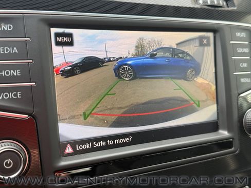 Used 2017 Volkswagen GTI SE FWD image 27