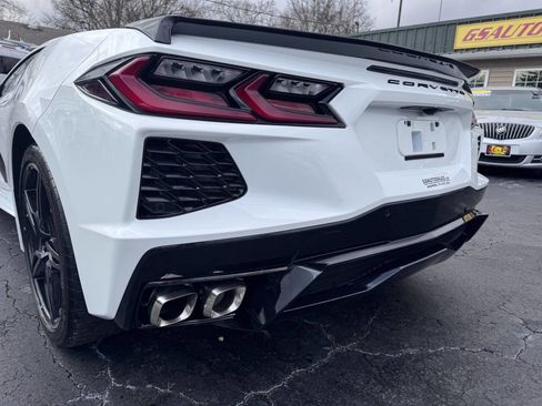 Used 2024 Chevrolet Corvette Stingray 2dr Coupe w/1LT image 17