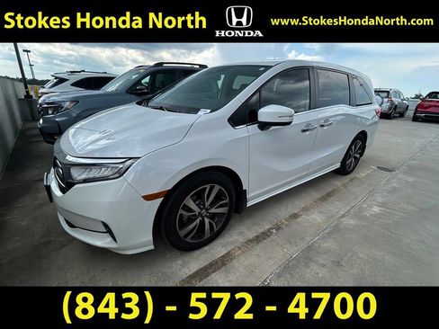 Used 2023 Honda Odyssey Touring image 1