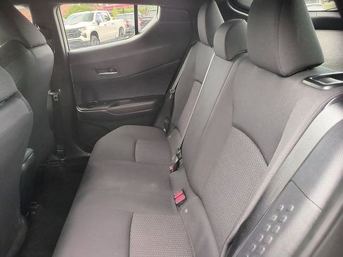 Used 2019 Toyota C-HR XLE FWD image 26