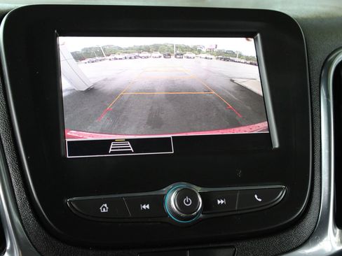 Used 2023 Chevrolet Equinox LT AWD/4WD image 37