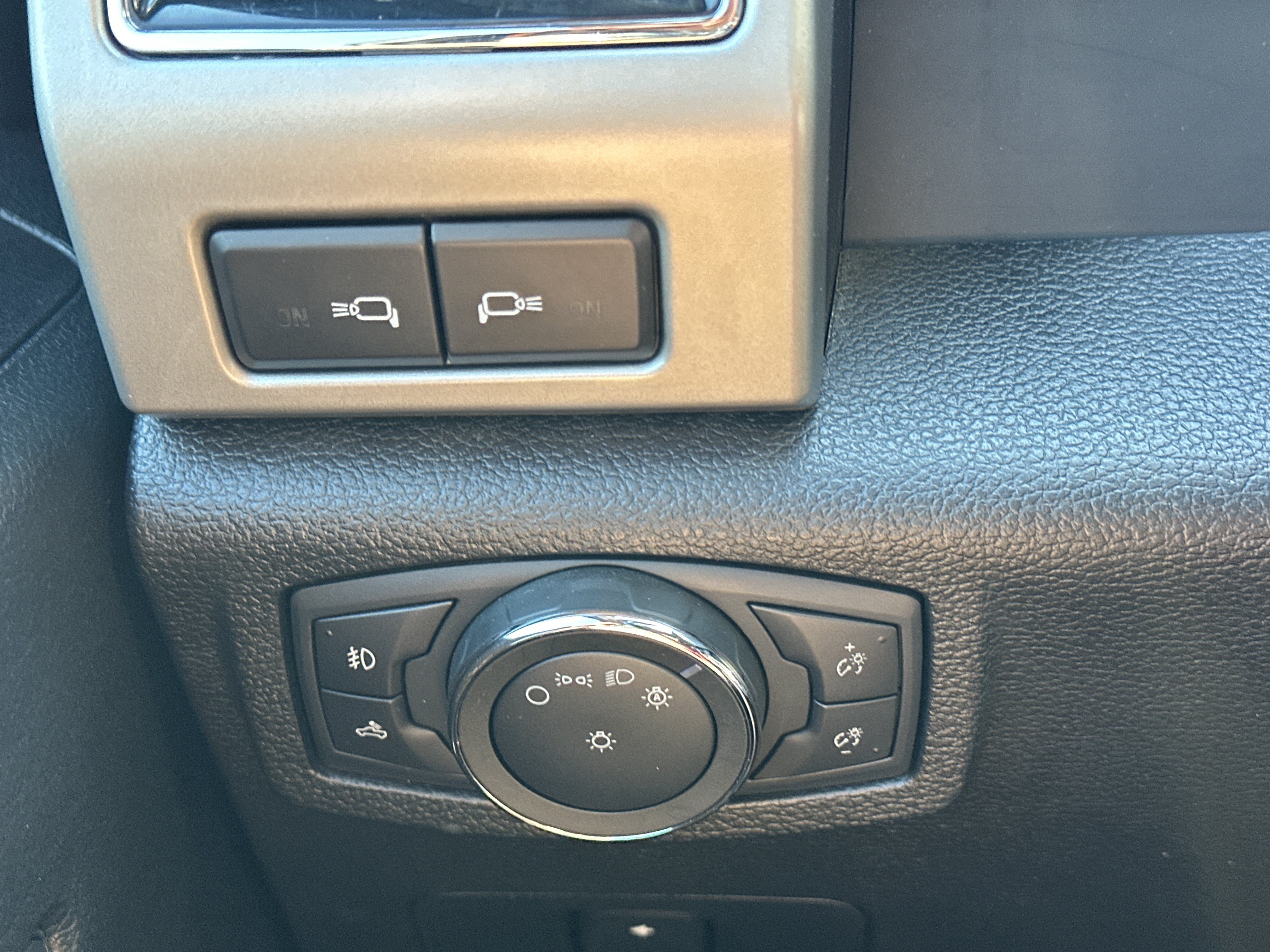 Used 2019 Ford F250 Lariat AWD/4WD image 28