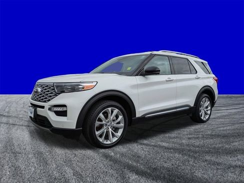 Certified 2023 Ford Explorer Platinum w/ Technology Package image 8