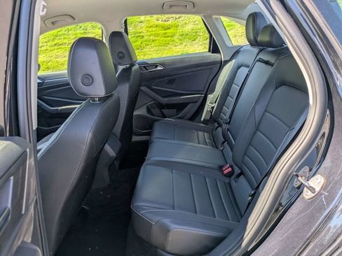 Certified 2024 Volkswagen Jetta SE FWD image 13