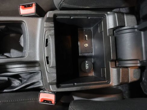 Used 2016 Ford Focus SE FWD image 27