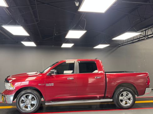 Used 2015 RAM 1500 Lone Star AWD/4WD image 3