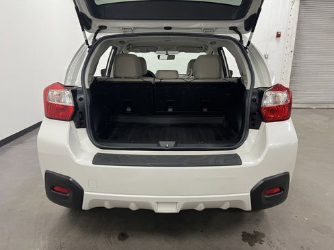 Used 2017 Subaru Crosstrek 2.0i Limited image 13