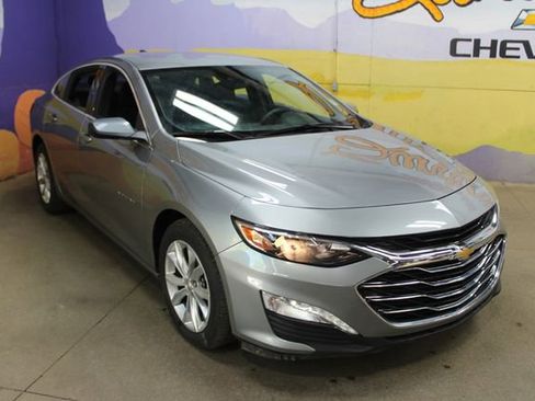 Used 2024 Chevrolet Malibu LT FWD image 4