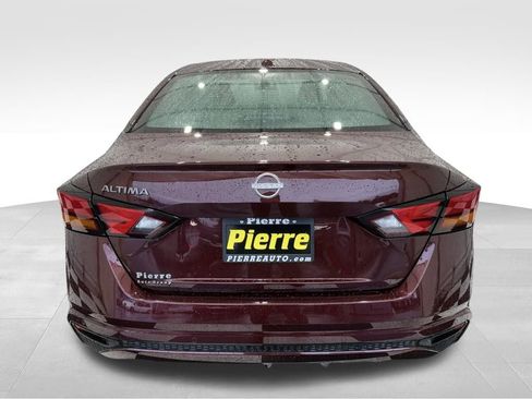 Used 2025 Nissan Altima 2.5 SV image 3