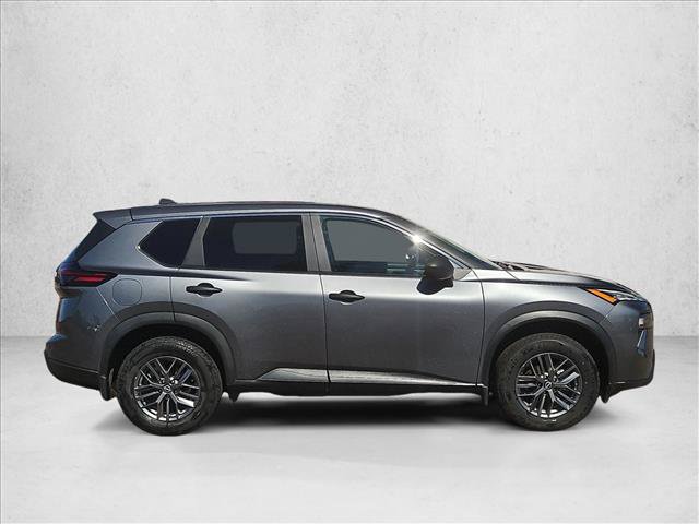 Used 2025 Nissan Rogue S FWD image 4