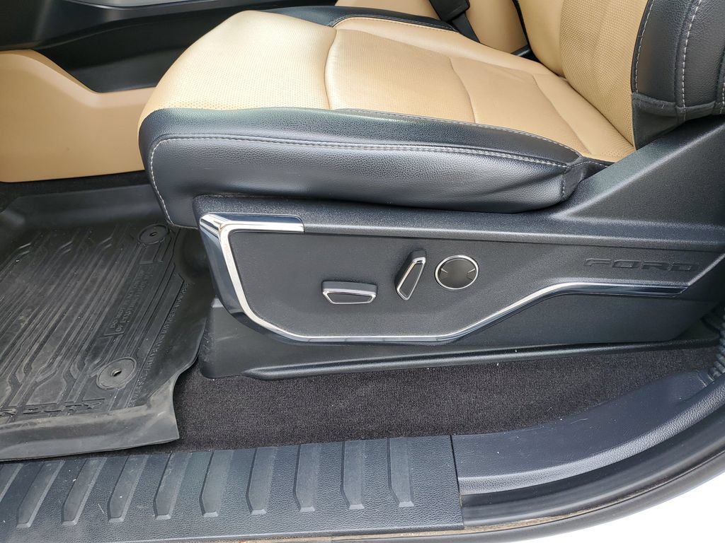 Used 2022 Ford F150 Lariat w/ Equipment Group 502A High AWD/4WD image 20