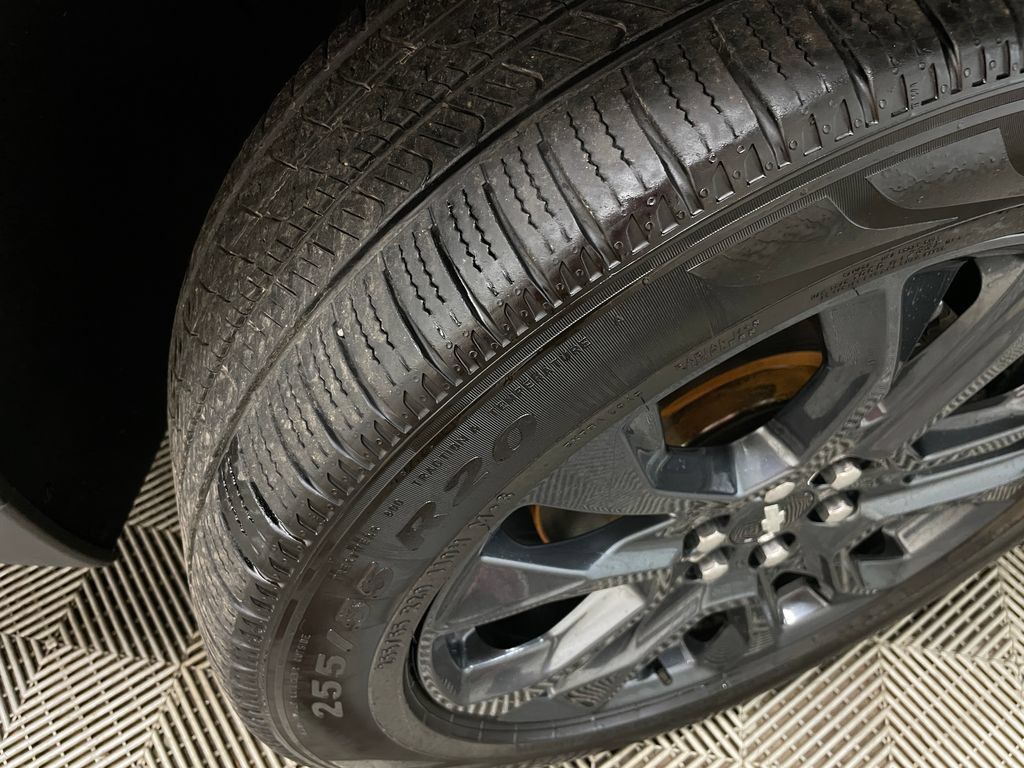 Used 2020 Chevrolet Traverse RS AWD/4WD image 49