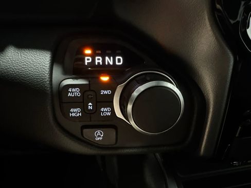 New 2026 RAM 1500 4x4 Crew Cab image 37