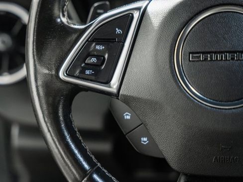 Used 2018 Chevrolet Camaro LT image 27