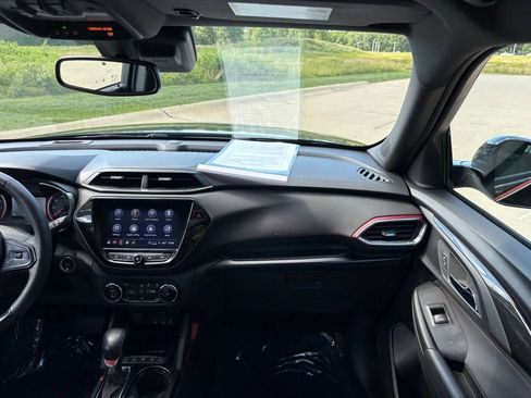 Used 2022 Chevrolet TrailBlazer RS w/ Sun and Liftgate Package AWD/4WD image 36