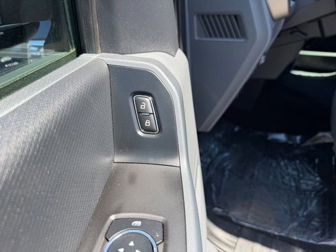 Used 2023 Ford F150 XLT AWD/4WD image 15
