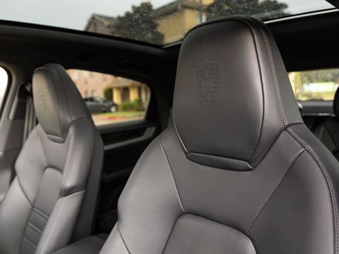 Certified 2026 Porsche Cayenne S AWD/4WD image 23