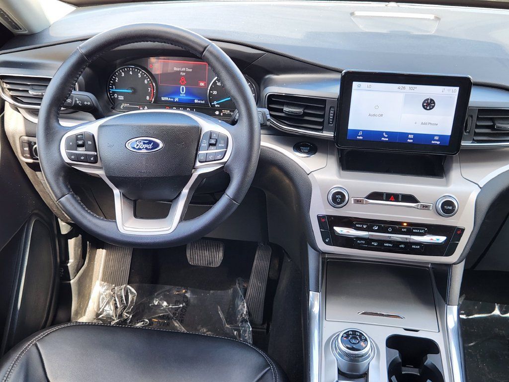 Used 2023 Ford Explorer XLT w/ Equipment Group 202A AWD/4WD image 26