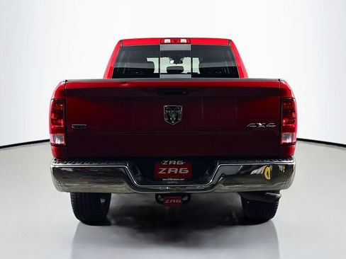 Used 2017 RAM 1500 Classic SLT image 4