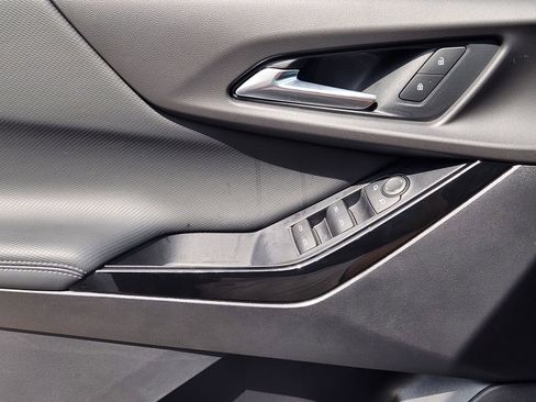 New 2026 Chevrolet Equinox LT image 19