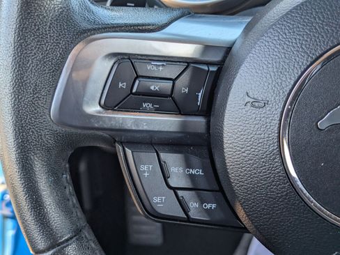 Used 2019 Ford Mustang Coupe image 26