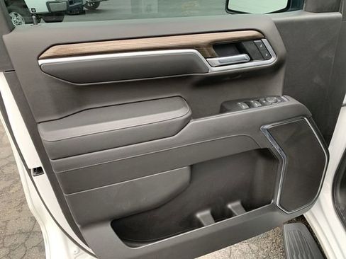 Used 2022 Chevrolet Silverado 1500 LT image 21