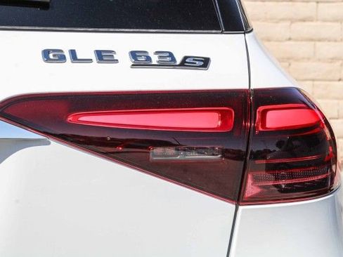 New 2025 Mercedes-Benz GLE 63 AMG S image 9