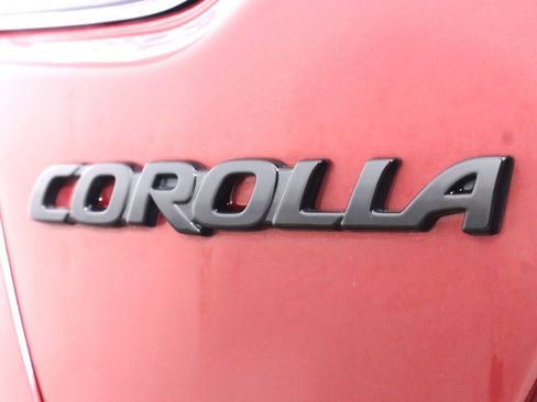 Used 2024 Toyota Corolla SE w/ SE Premium Package image 33