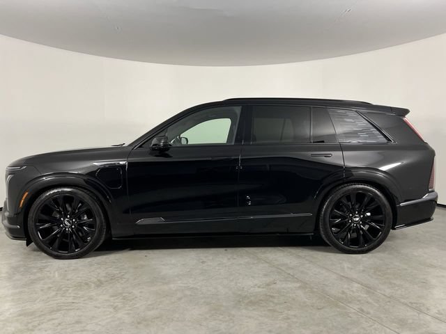 Used 2026 Cadillac Vistiq Sport AWD/4WD image 5
