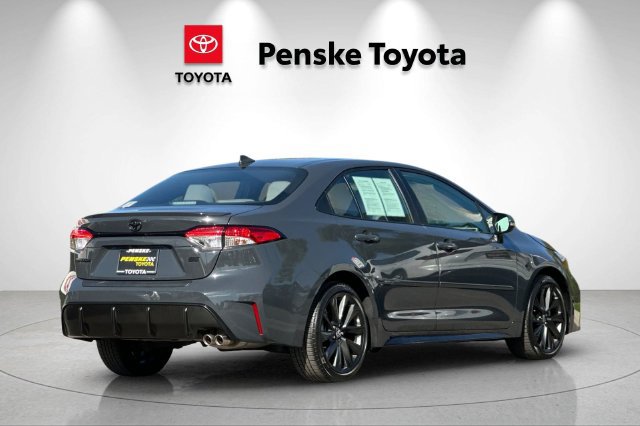 Certified 2024 Toyota Corolla SE w/ SE Premium Package FWD image 4