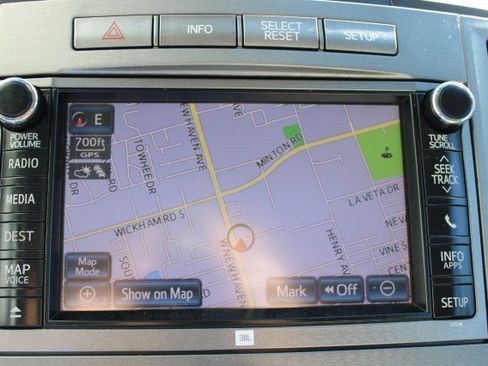 Used 2013 Toyota Venza Limited image 28