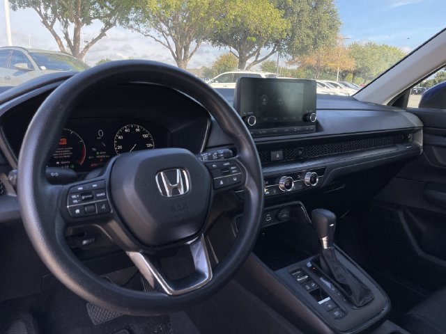 Used 2024 Honda CR-V LX image 9