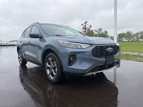 Used 2025 Ford Escape ST-Line Select AWD/4WD image 1