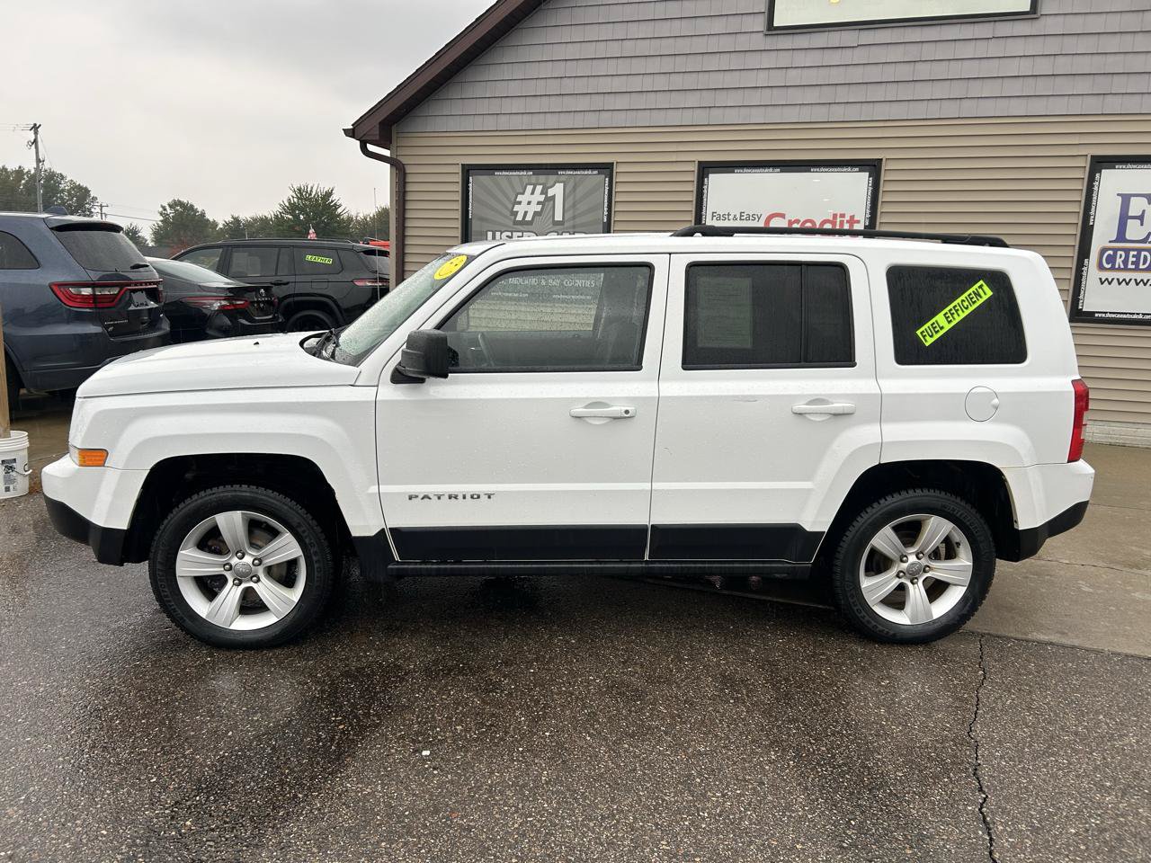 Used 2014 Jeep Patriot Latitude AWD/4WD image 8