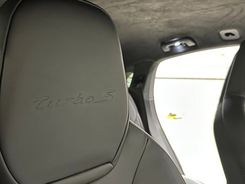 Used 2021 Porsche Cayenne Turbo S image 26