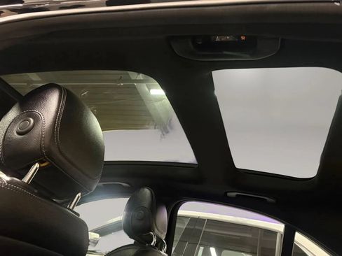 Used 2019 Mercedes-Benz C 300 4MATIC Sedan image 11