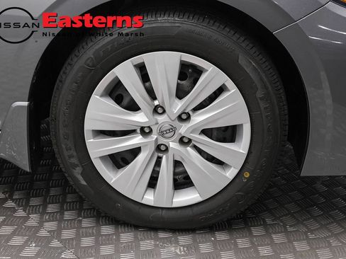 Used 2024 Nissan Sentra S FWD image 30