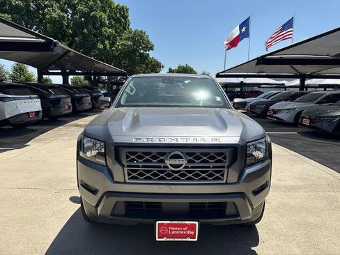 Certified 2024 Nissan Frontier SV w/ Technology Package RWD image 11
