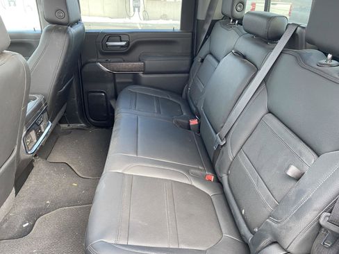 Used 2023 GMC Sierra 3500 Denali w/ Technology Package image 11