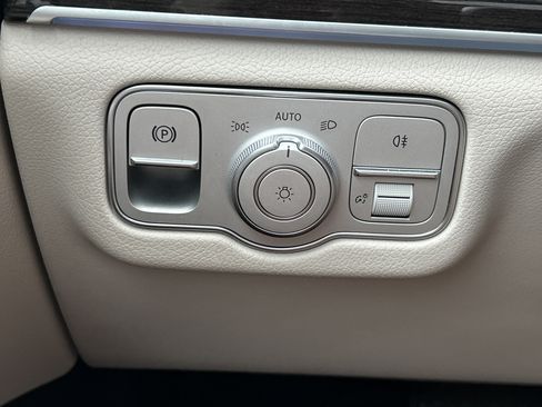 Certified 2024 Mercedes-Benz GLE 350 4MATIC image 23