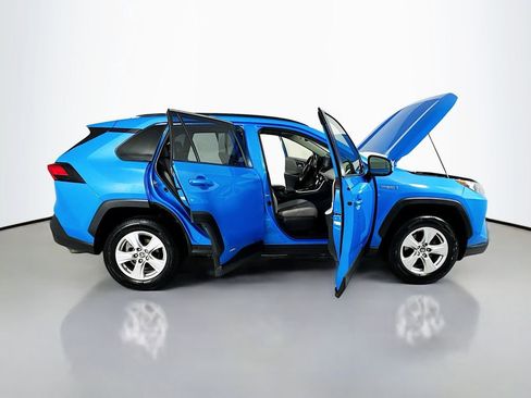 Used 2021 Toyota RAV4 XLE w/ Convenience Package AWD/4WD image 25