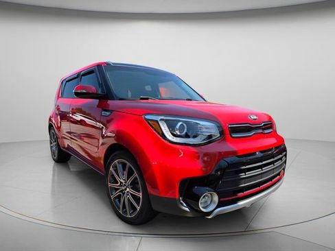 Used 2019 Kia Soul ! w/ Technology Package FWD image 4