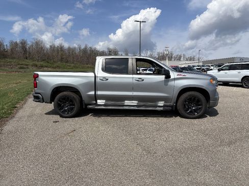 Used 2023 Chevrolet Silverado 1500 RST w/ Z71 Off-Road Package image 6