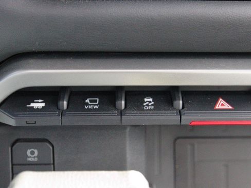 Used 2023 Toyota Tundra Platinum AWD/4WD image 28