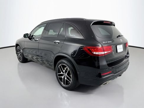 Used 2018 Mercedes-Benz GLC 300 4MATIC image 3