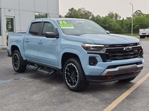 Used 2026 Chevrolet Colorado Z71 w/ Technology Package AWD/4WD image 2