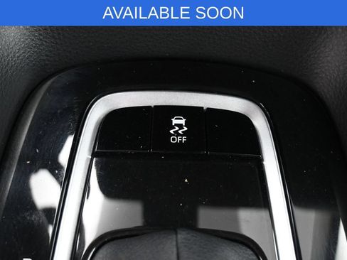 Used 2025 Toyota Corolla LE FWD image 22