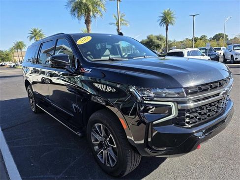 Used 2021 Chevrolet Suburban Z71 w/ Luxury Package image 4