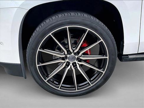 Used 2019 Cadillac Escalade Premium Luxury image 10